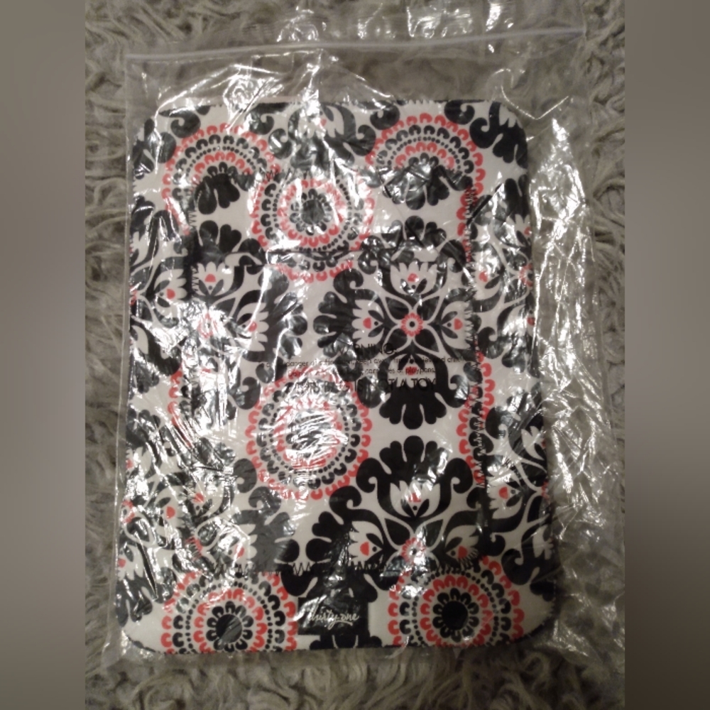 Tote-a-Tablet